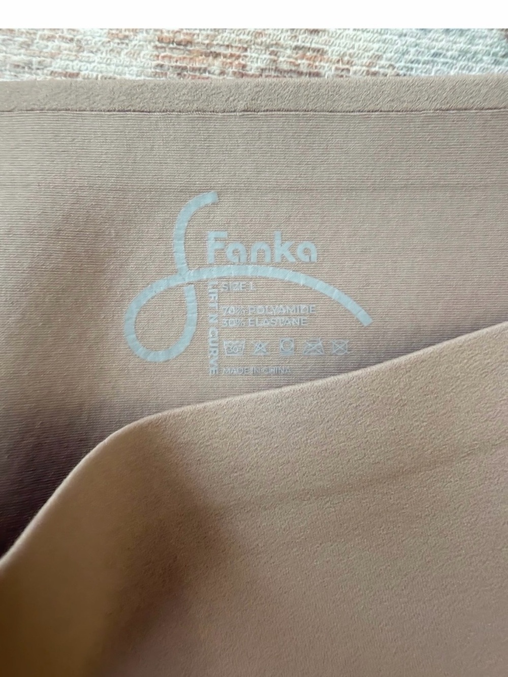 Fanka Seamless High-Waist Leggings in Light Taupe - Picture 4 of 4